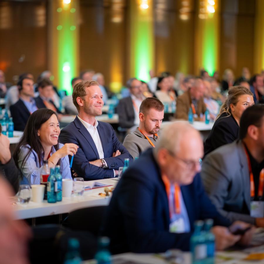 Teilnehmer und Teilnehmerinnen des Kongresses